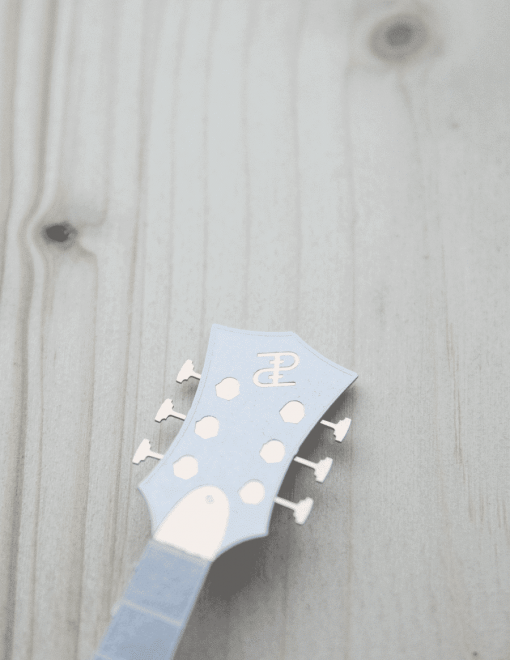 guitare papier décoration